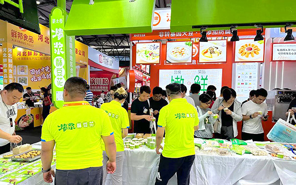 食品展臺(tái)設(shè)計(jì)搭建中的現(xiàn)場(chǎng)試吃區(qū)有什么作用？