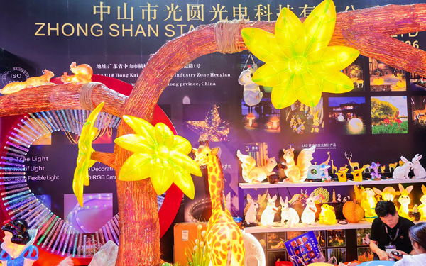 溫馨展臺設(shè)計指南：廣州照明展搭建如何用光講故事