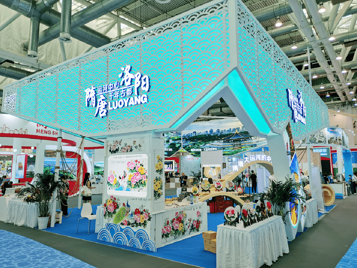 地域文化風(fēng)格展臺(tái)設(shè)計(jì)：讓展臺(tái)“會(huì)說(shuō)家鄉(xiāng)話”